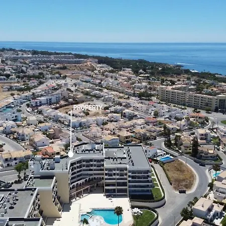 Apartamento Apartamento Vista Piscina Muito Perto Da *