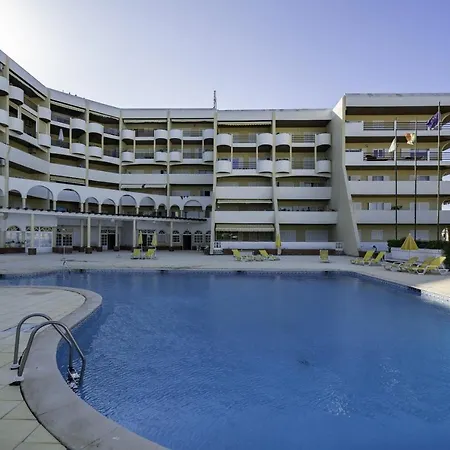 Apartamento Apartamento Vista Piscina Muito Perto Da *
