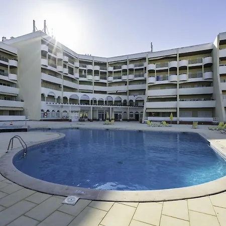 Apartamento Vista Piscina Muito Perto Da Lägenhet *