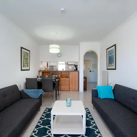 Apartamento Vista Piscina Muito Perto Da Lägenhet *