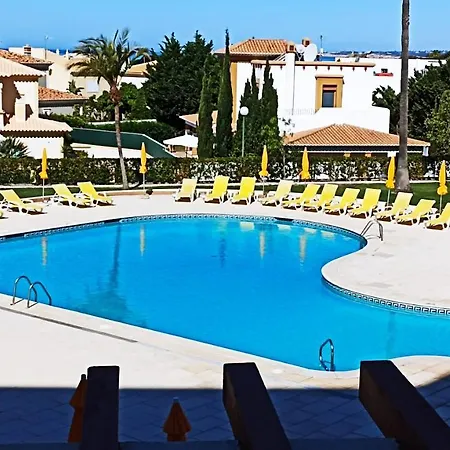 Apartamento Vista Piscina Muito Perto Da Lägenhet *